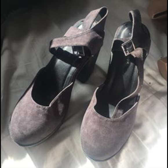 New Look Chunky Platform Heel - Picture 4 of 6